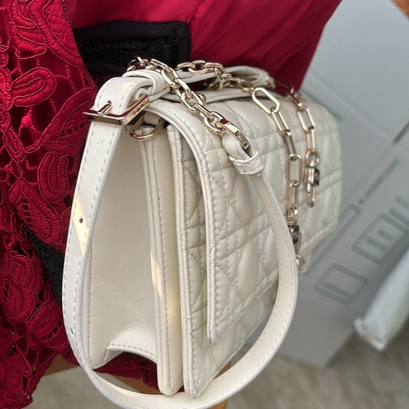 Purse - Picture 7 of 13